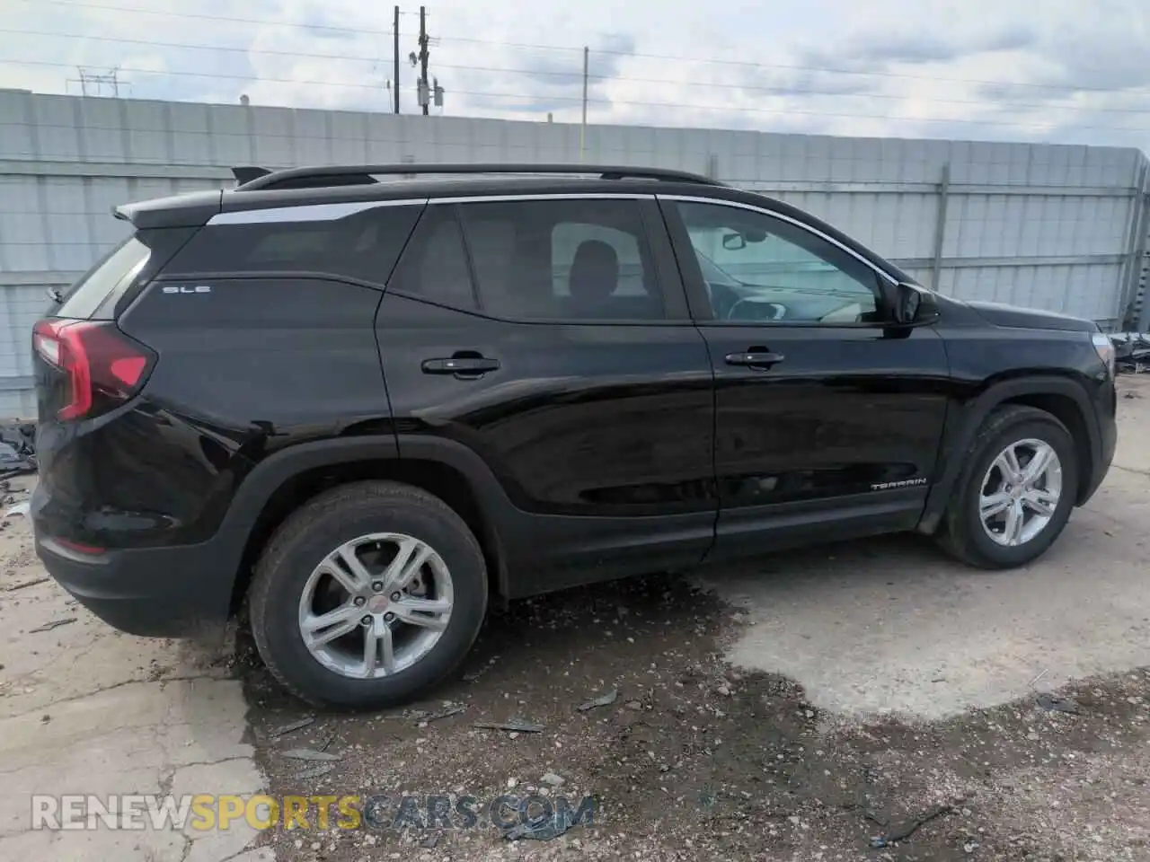3 Photograph of a damaged car 3GKALMEV0NL165987 GMC TERRAIN 2022