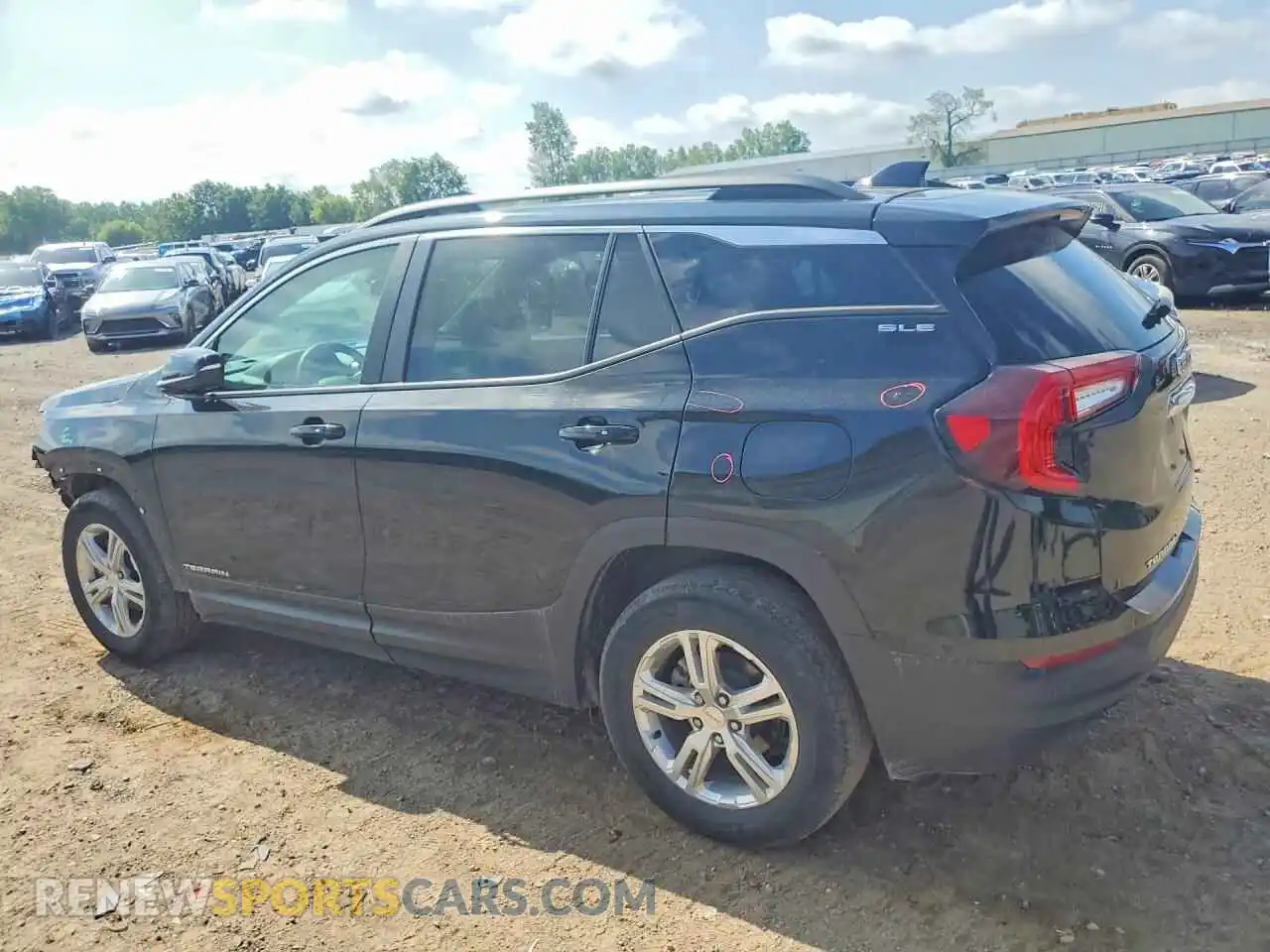 2 Photograph of a damaged car 3GKALMEV1NL170776 GMC TERRAIN 2022