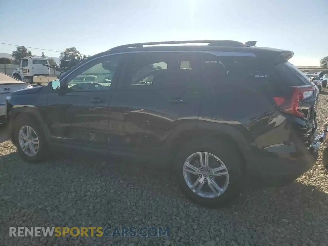 2 Photograph of a damaged car 3GKALMEV1NL202142 GMC TERRAIN 2022