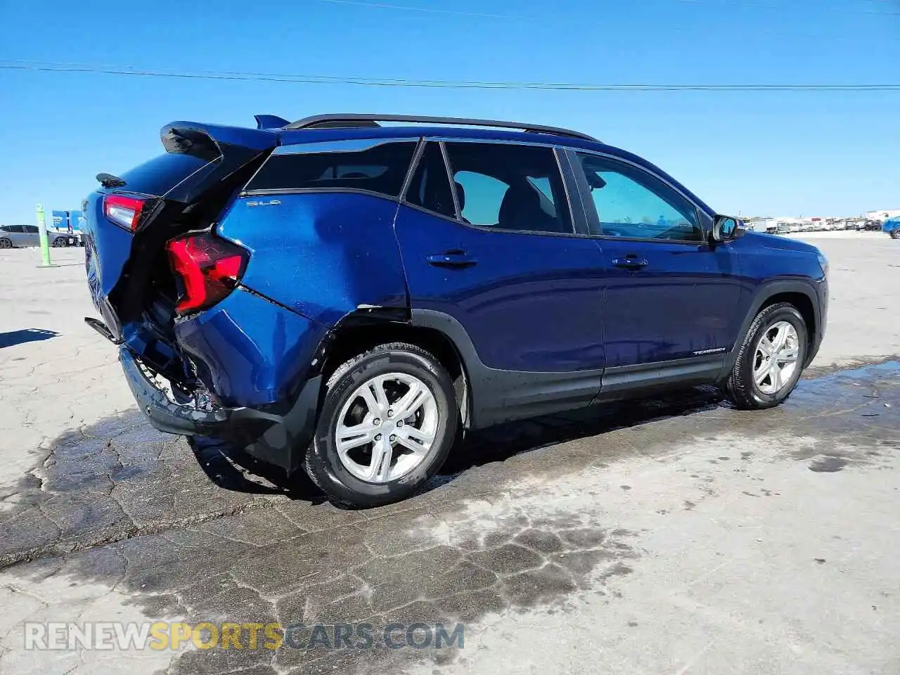 3 Photograph of a damaged car 3GKALMEV1NL285121 GMC TERRAIN 2022