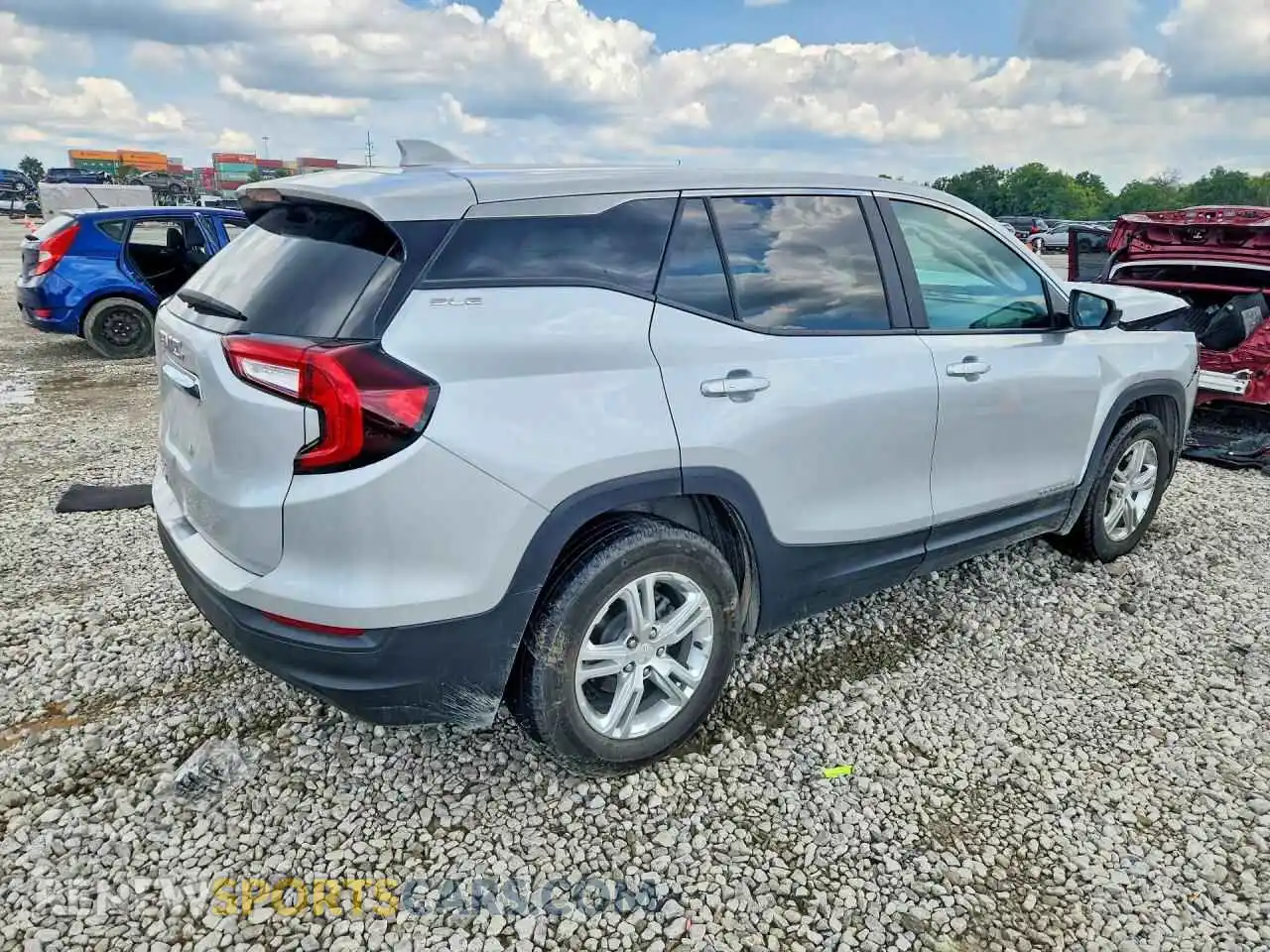 3 fotografías del automóvil dañado 3GKALMEV2NL171466 GMC TERRAIN 2022