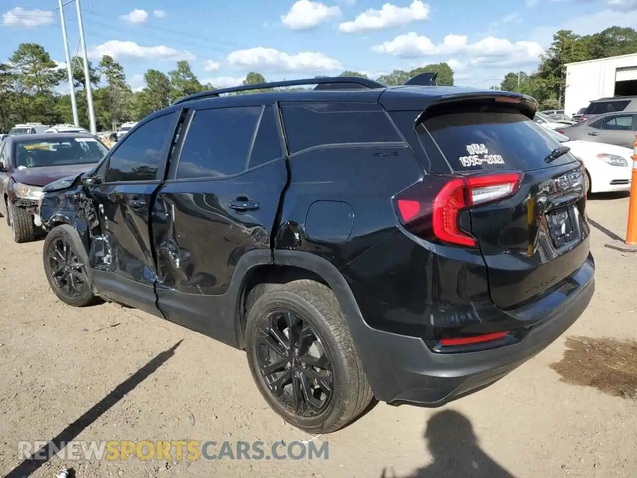 2 Photograph of a damaged car 3GKALMEV2NL202294 GMC TERRAIN 2022