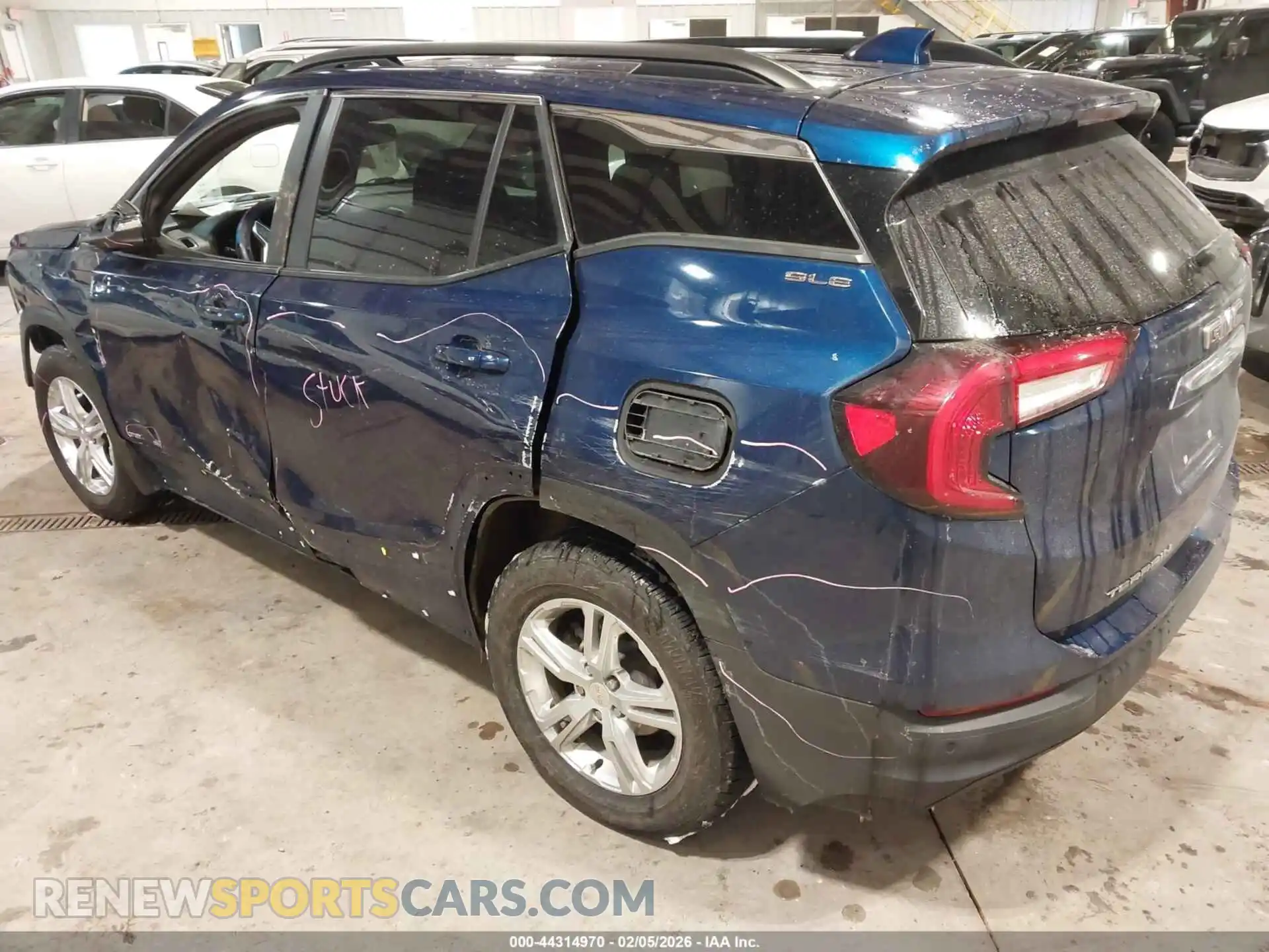 3 Photograph of a damaged car 3GKALMEV2NL217653 GMC TERRAIN 2022
