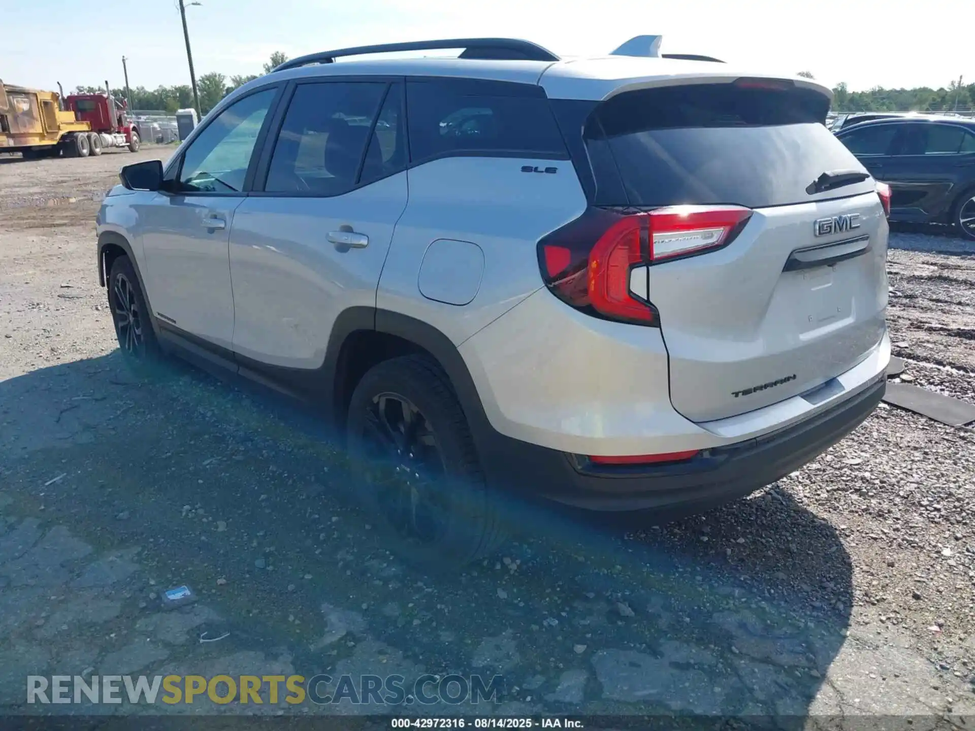 3 Photograph of a damaged car 3GKALMEV2NL257196 GMC TERRAIN 2022