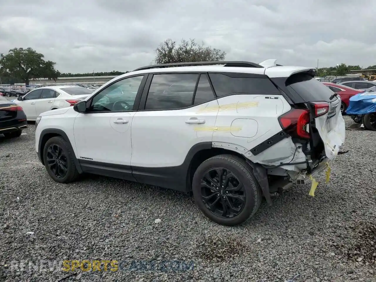 2 Photograph of a damaged car 3GKALMEV2NL281045 GMC TERRAIN 2022