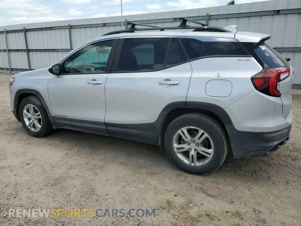 2 Photograph of a damaged car 3GKALMEV3NL108960 GMC TERRAIN 2022