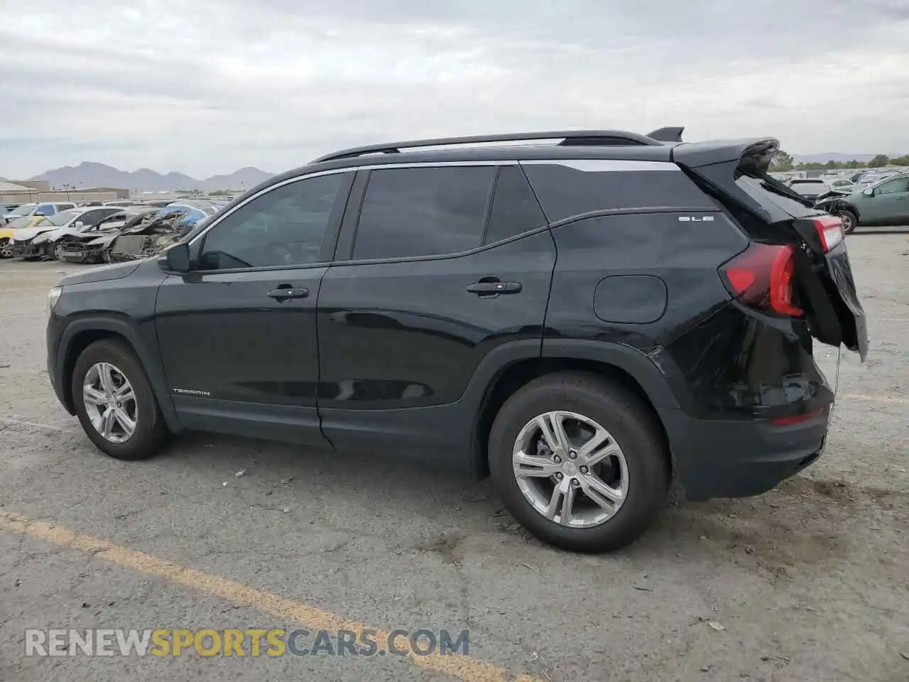 2 fotografías del automóvil dañado 3GKALMEV3NL206810 GMC TERRAIN 2022