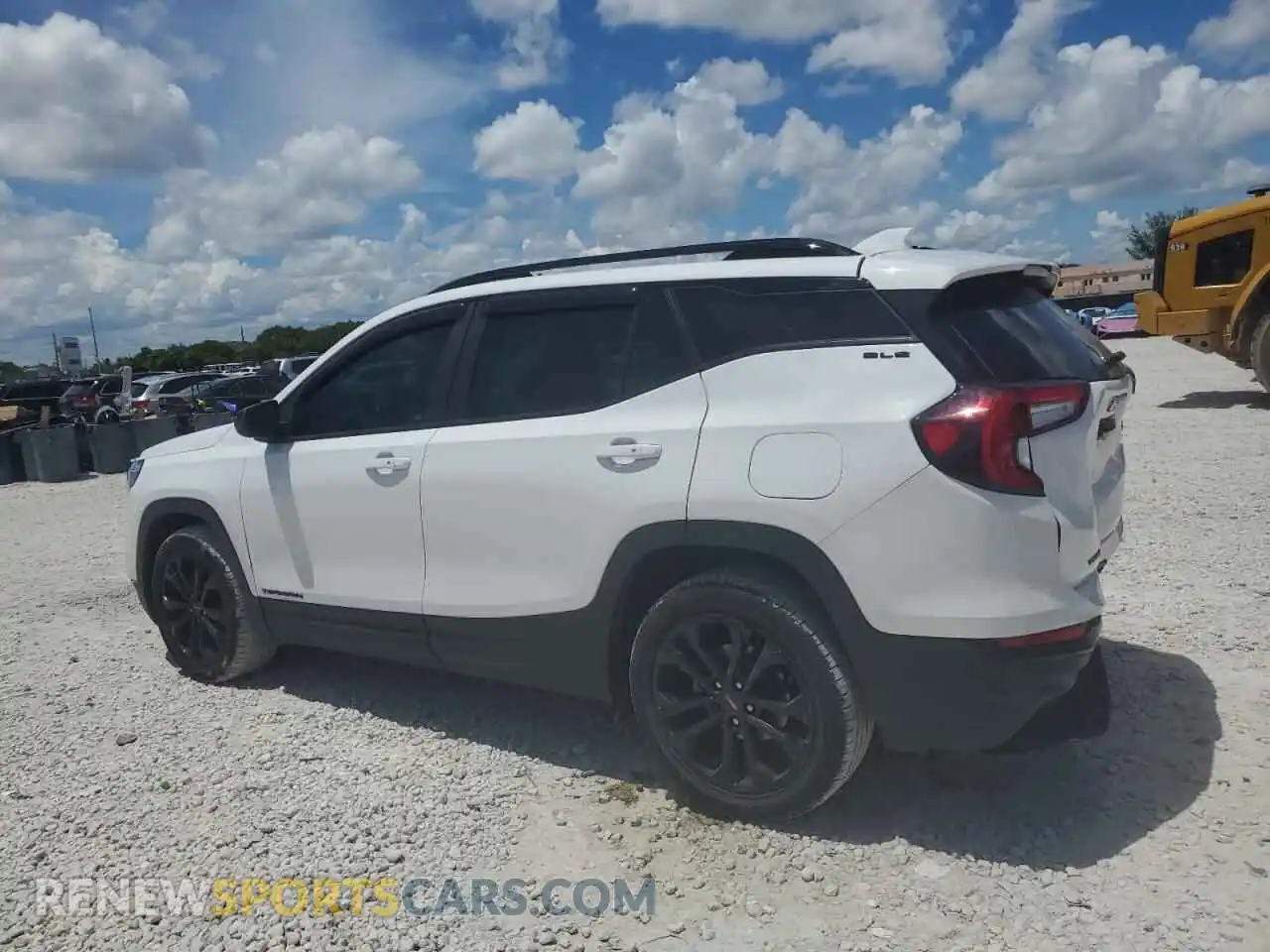 2 Photograph of a damaged car 3GKALMEV4NL267924 GMC TERRAIN 2022