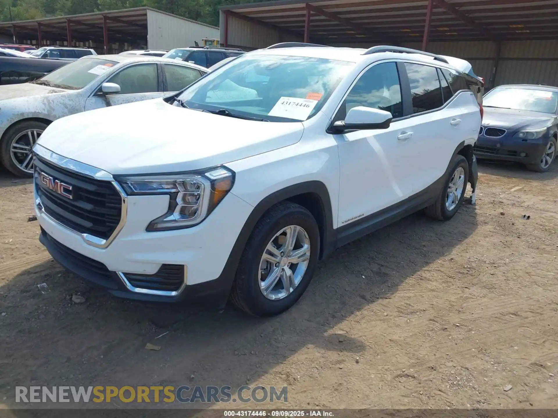 2 Photograph of a damaged car 3GKALMEV4NL276445 GMC TERRAIN 2022
