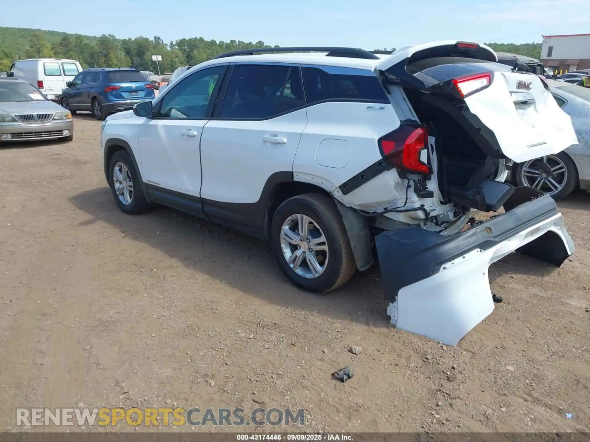 3 Photograph of a damaged car 3GKALMEV4NL276445 GMC TERRAIN 2022