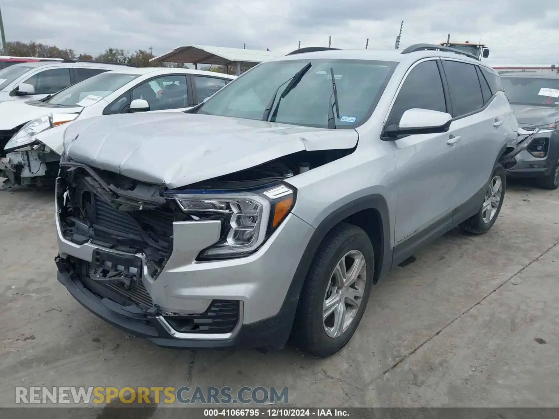 2 Photograph of a damaged car 3GKALMEV6NL114963 GMC TERRAIN 2022