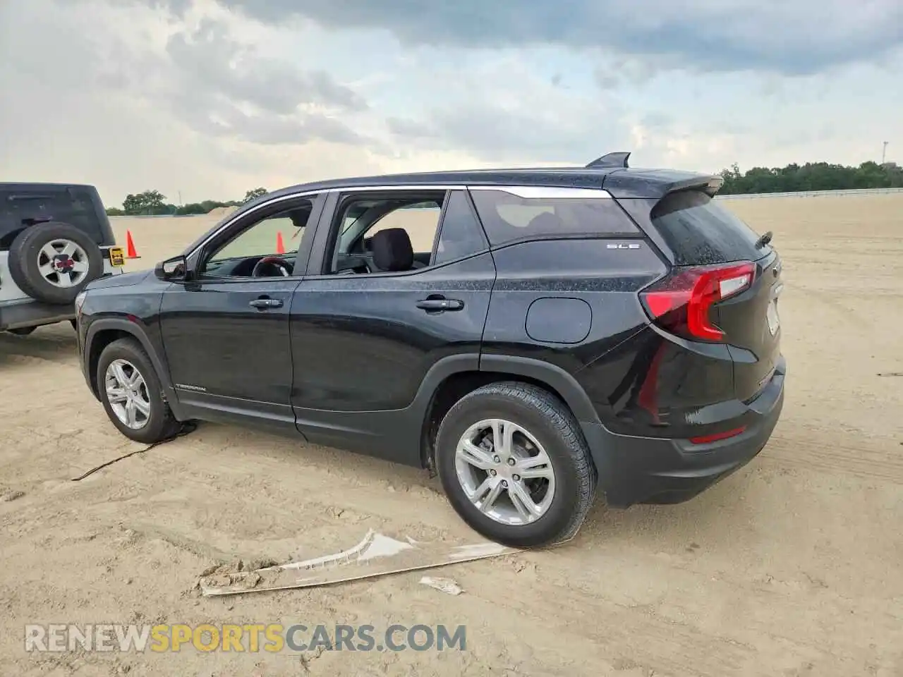 2 Фотография поврежденного автомобиля 3GKALMEV6NL116034 GMC TERRAIN 2022
