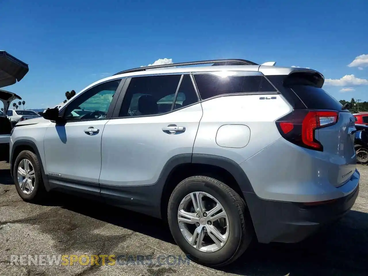 2 Photograph of a damaged car 3GKALMEV6NL147784 GMC TERRAIN 2022