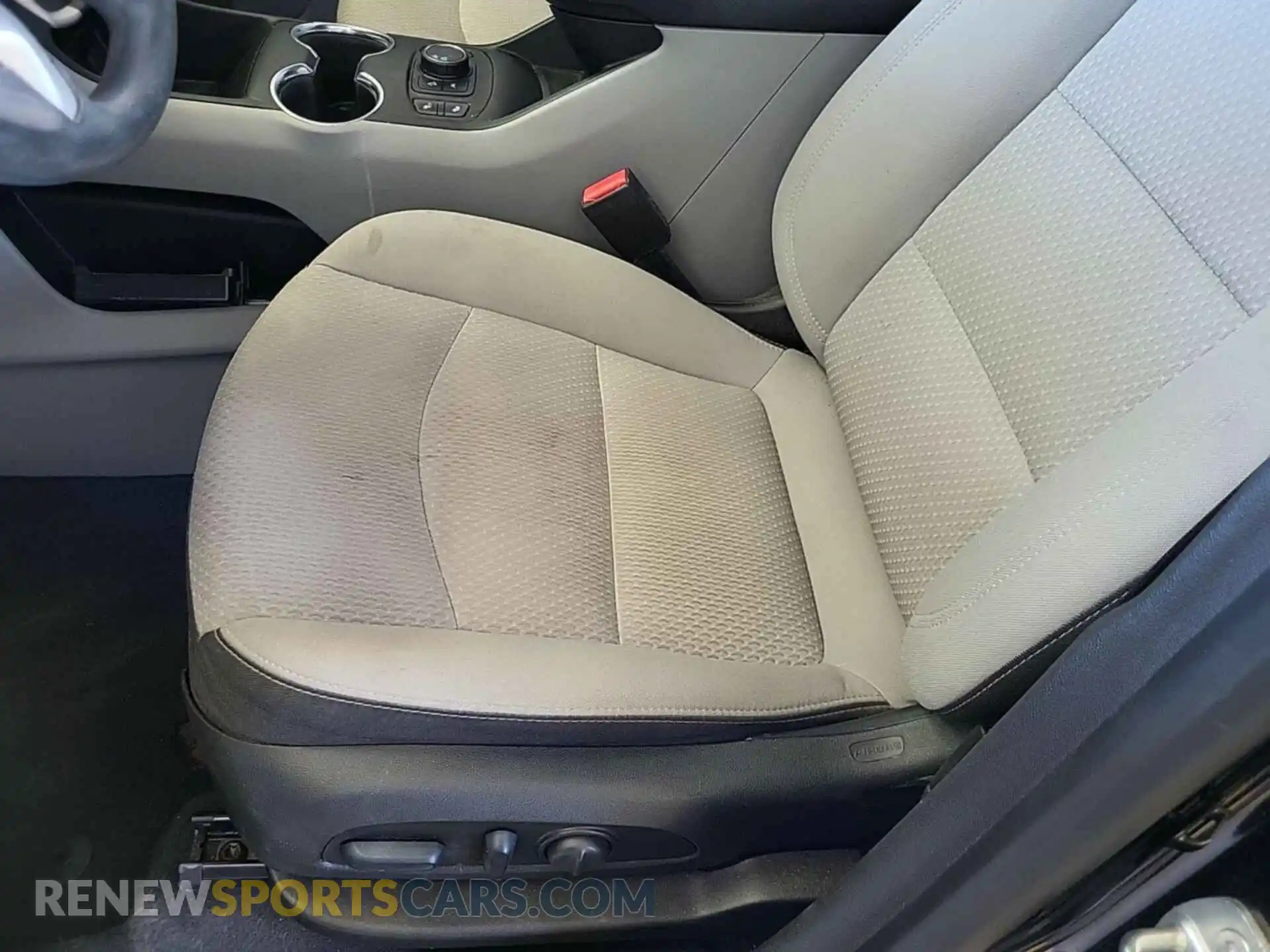 2 Photograph of a damaged car 3GKALMEV6NL211841 GMC TERRAIN 2022