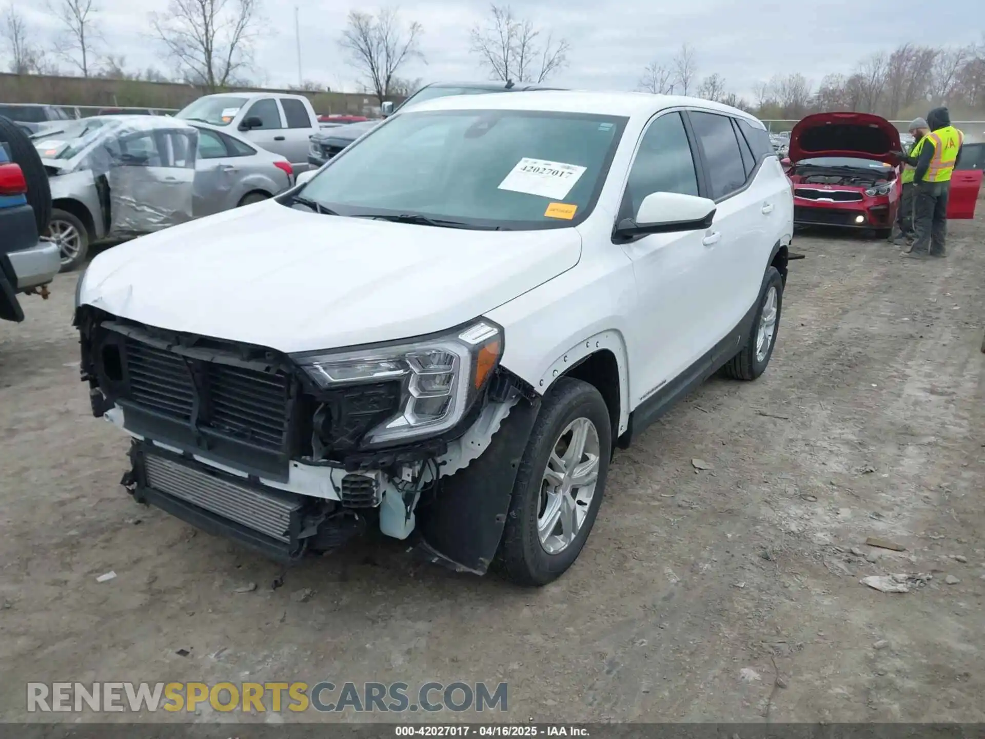2 Photograph of a damaged car 3GKALMEV6NL253068 GMC TERRAIN 2022