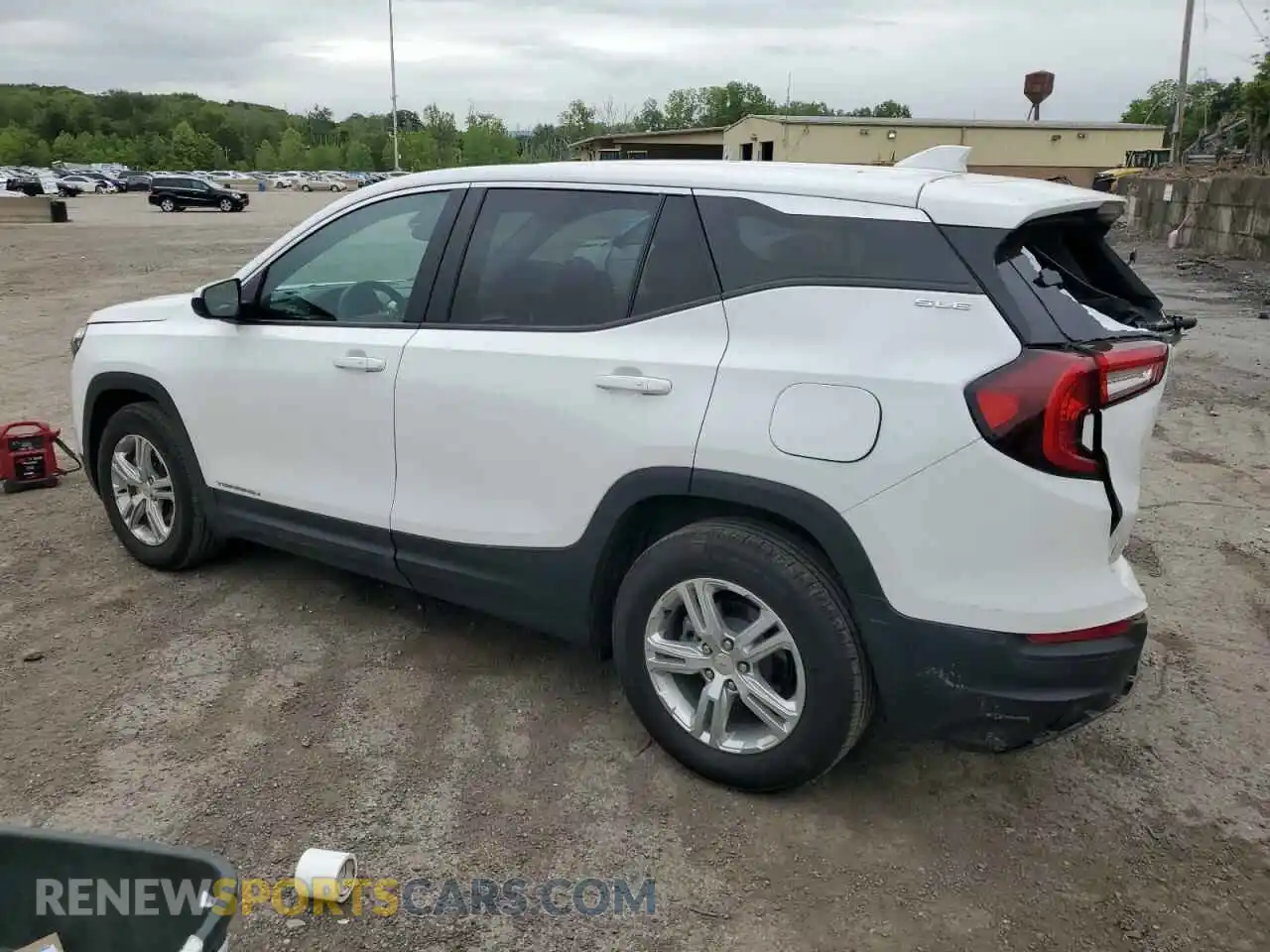 2 Photograph of a damaged car 3GKALMEV6NL295689 GMC TERRAIN 2022