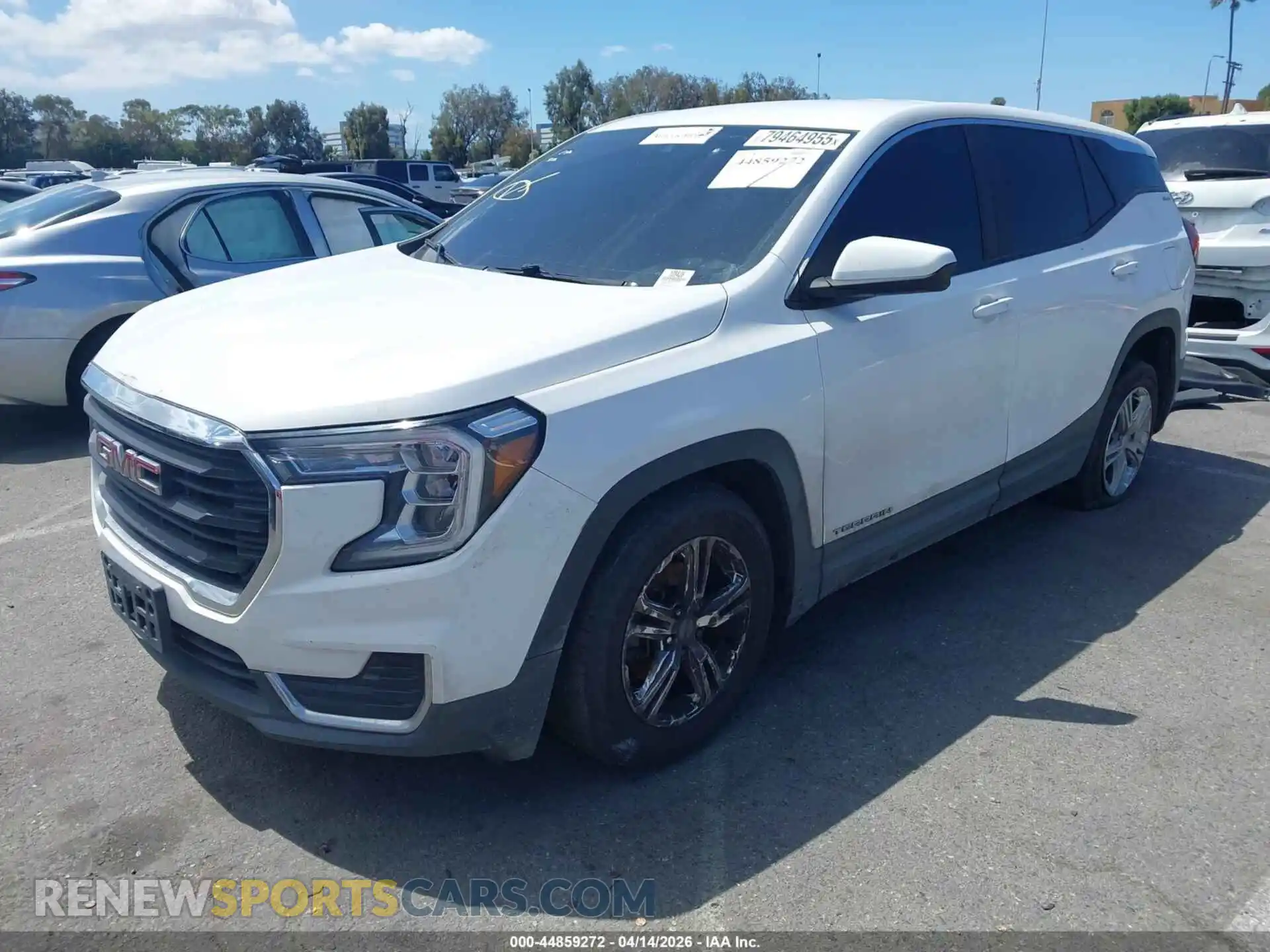 2 Photograph of a damaged car 3GKALMEV8NL208889 GMC TERRAIN 2022