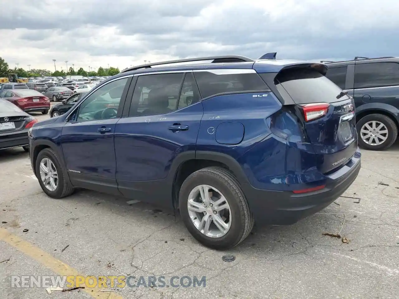 2 Photograph of a damaged car 3GKALMEV8NL264038 GMC TERRAIN 2022