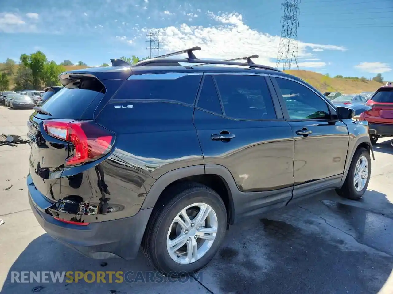 3 Photograph of a damaged car 3GKALMEV8NL302268 GMC TERRAIN 2022