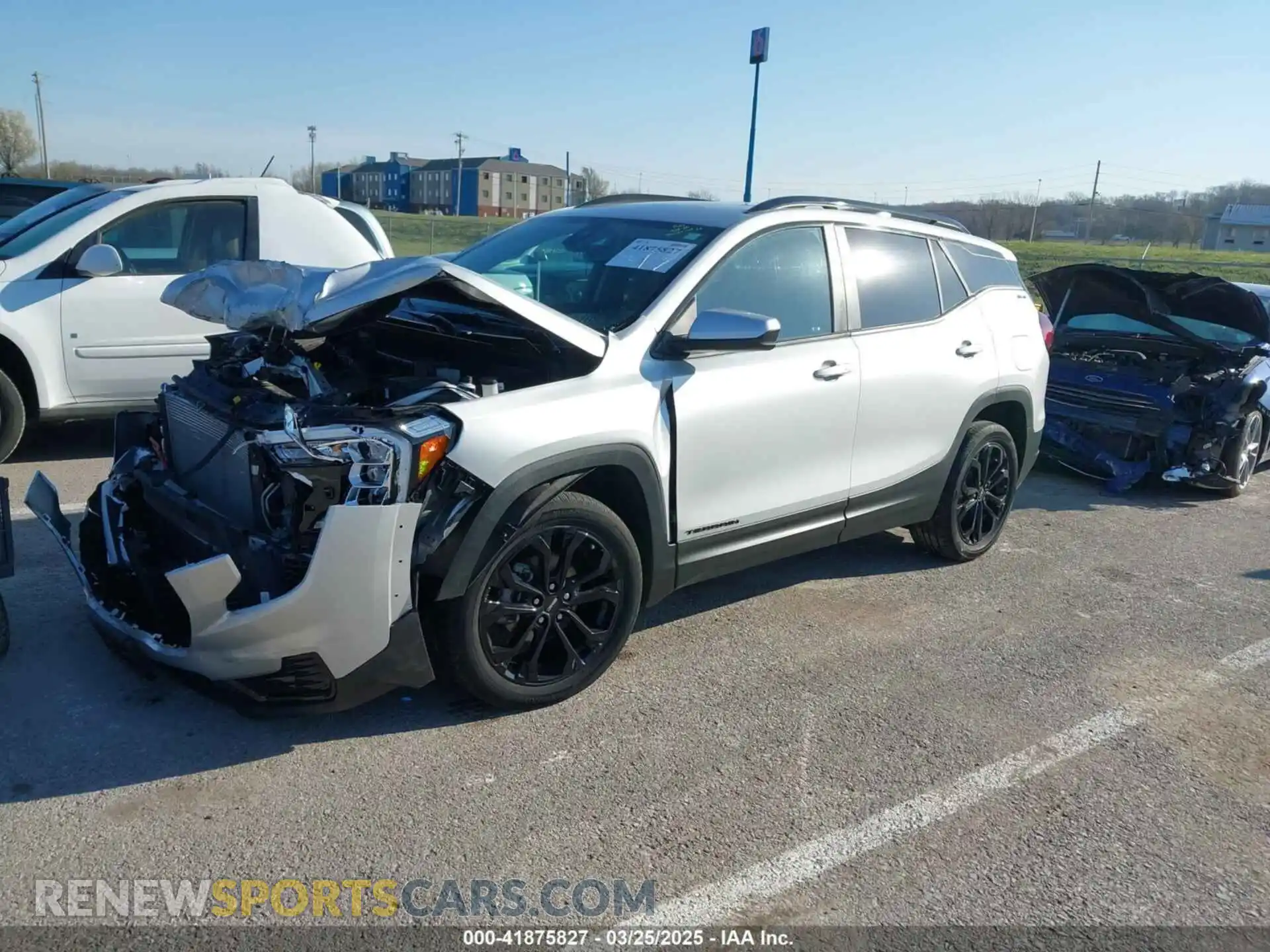 2 Photograph of a damaged car 3GKALMEV9NL257678 GMC TERRAIN 2022