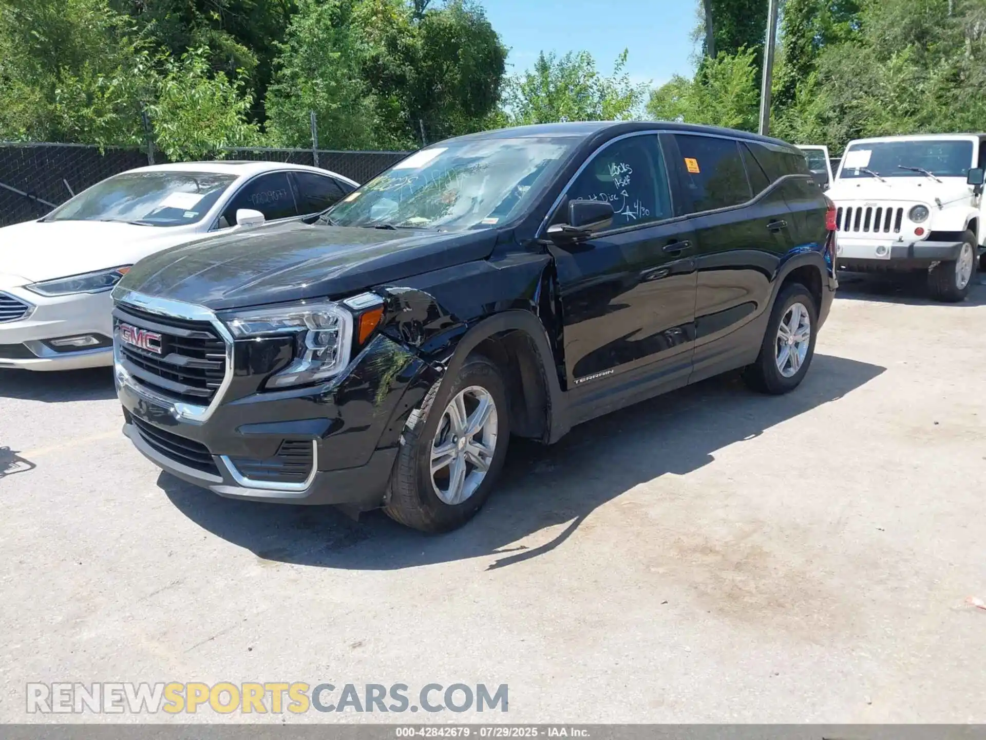 2 Photograph of a damaged car 3GKALMEVXNL268933 GMC TERRAIN 2022