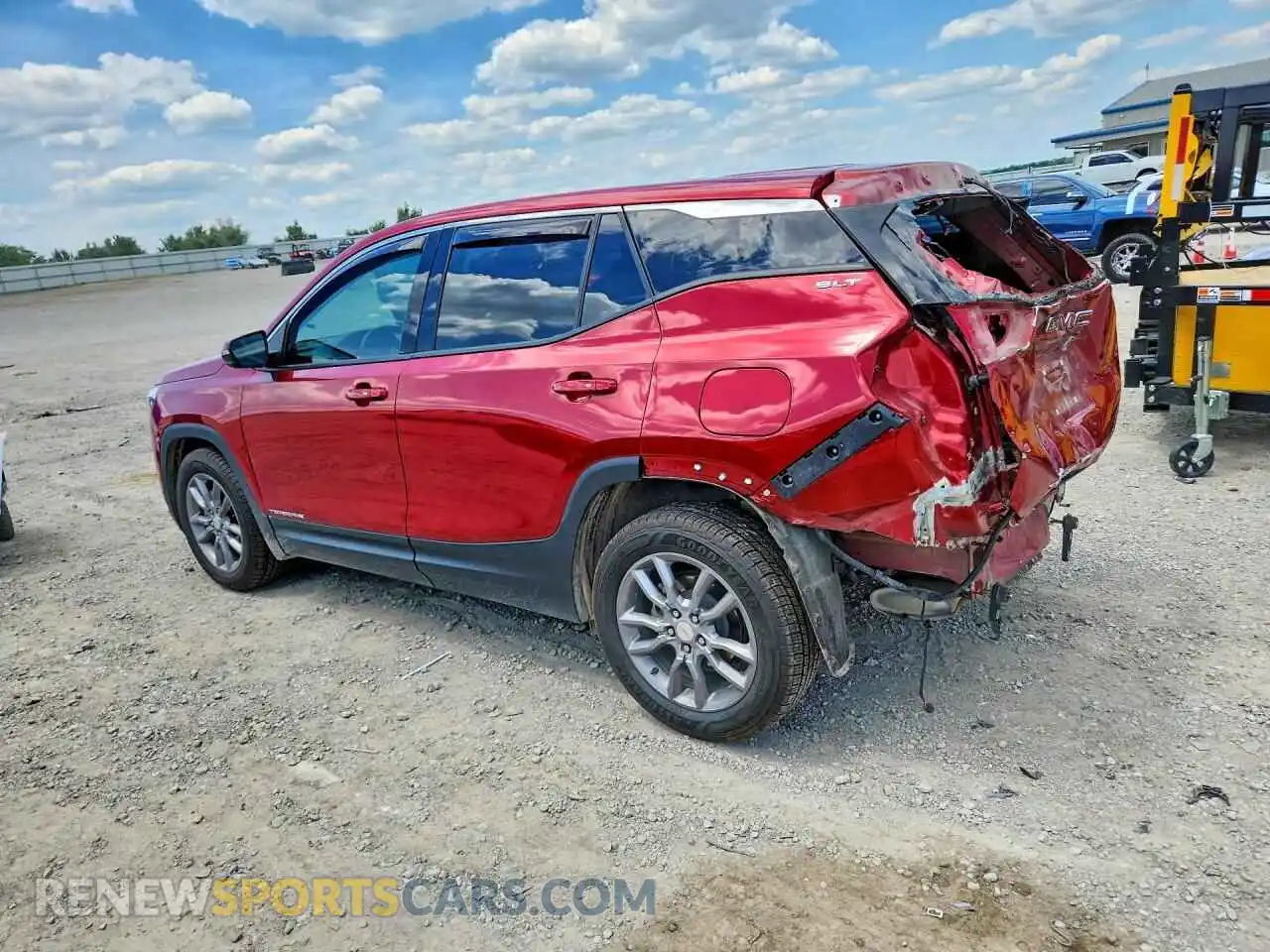 2 Photograph of a damaged car 3GKALPEV0NL144042 GMC TERRAIN 2022