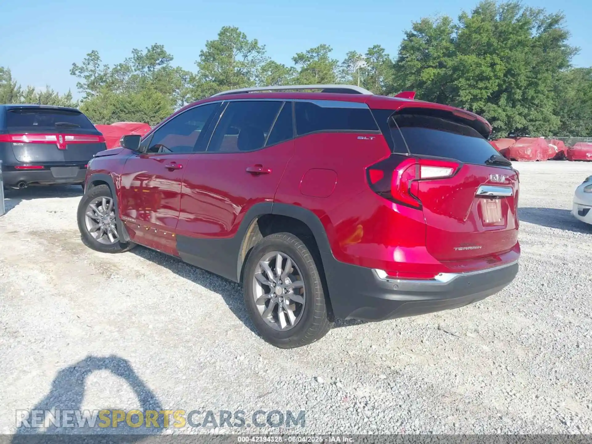 3 Photograph of a damaged car 3GKALPEV0NL157907 GMC TERRAIN 2022