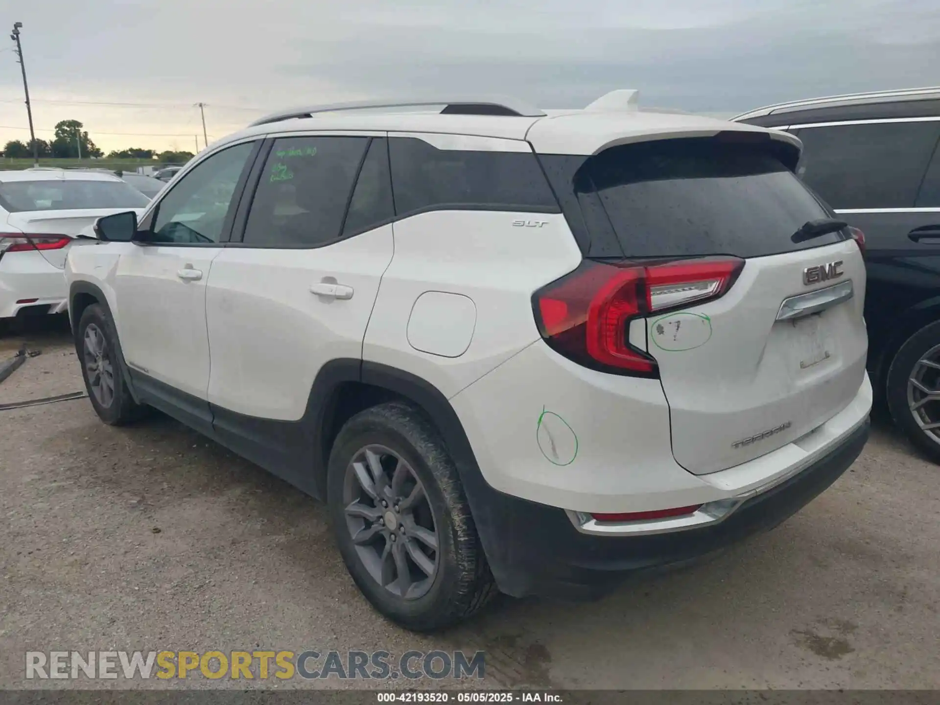 3 Photograph of a damaged car 3GKALPEV0NL312164 GMC TERRAIN 2022