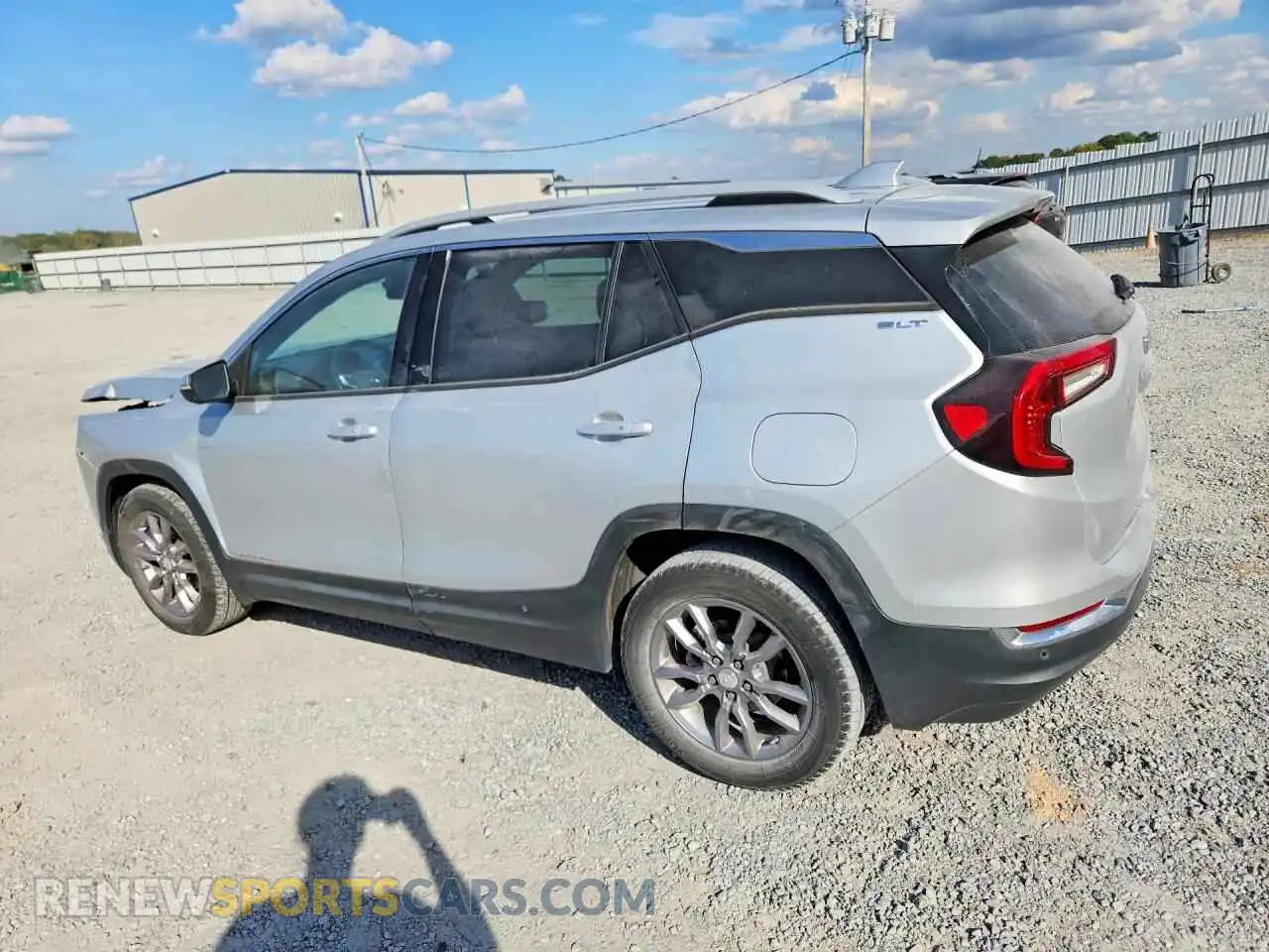 2 Photograph of a damaged car 3GKALPEV1NL211330 GMC TERRAIN 2022