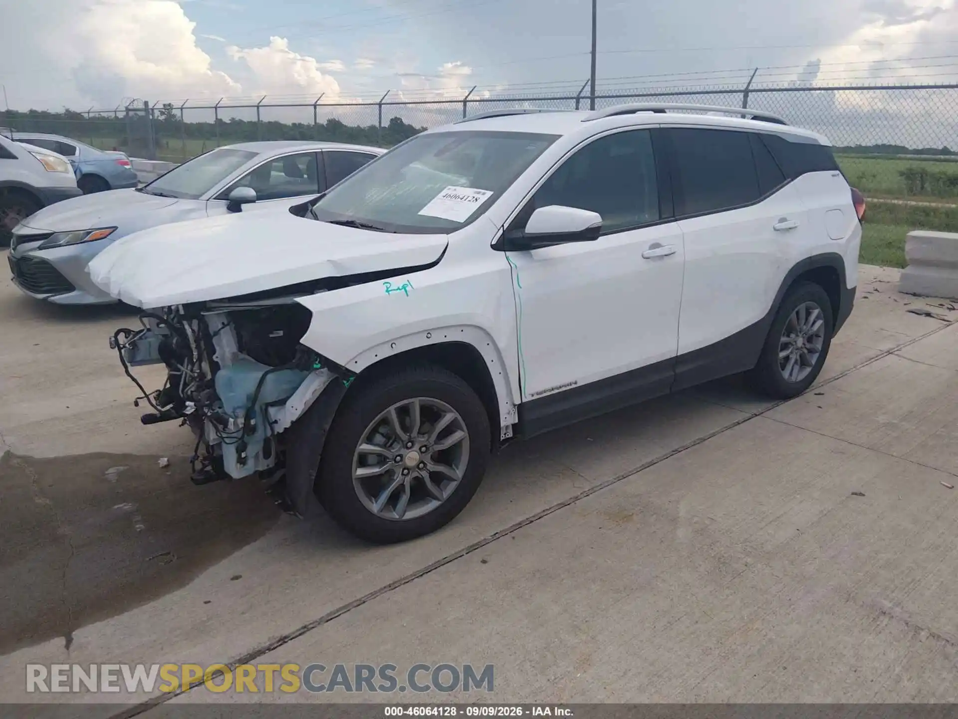 2 Photograph of a damaged car 3GKALPEV3NL186284 GMC TERRAIN 2022