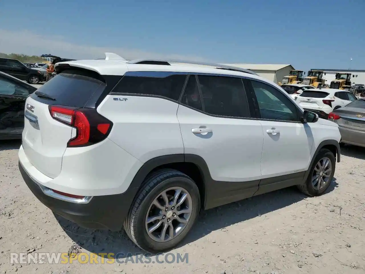 3 Photograph of a damaged car 3GKALPEV5NL183239 GMC TERRAIN 2022