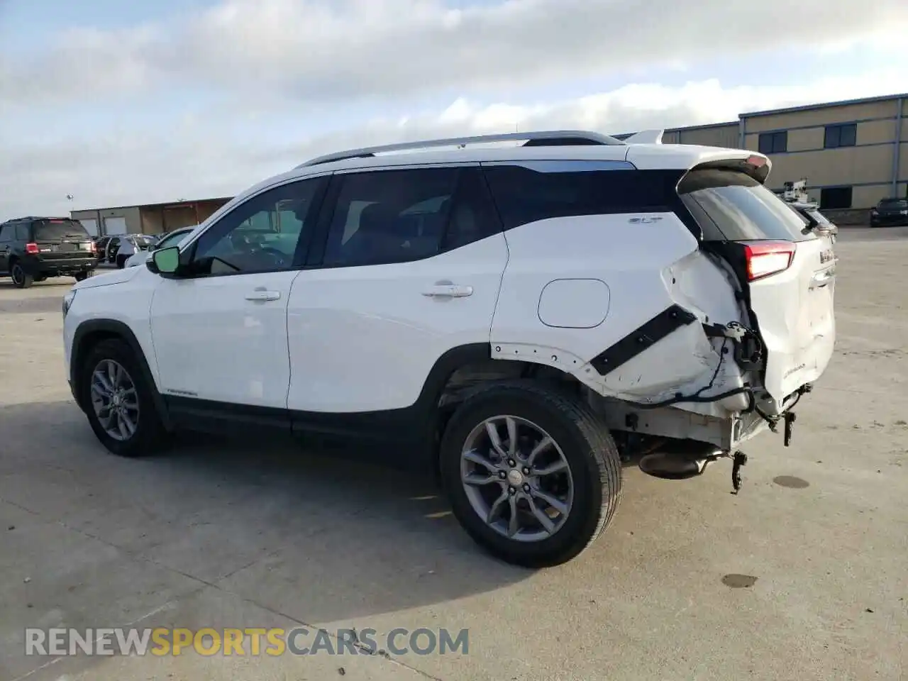 2 Photograph of a damaged car 3GKALPEV5NL230575 GMC TERRAIN 2022