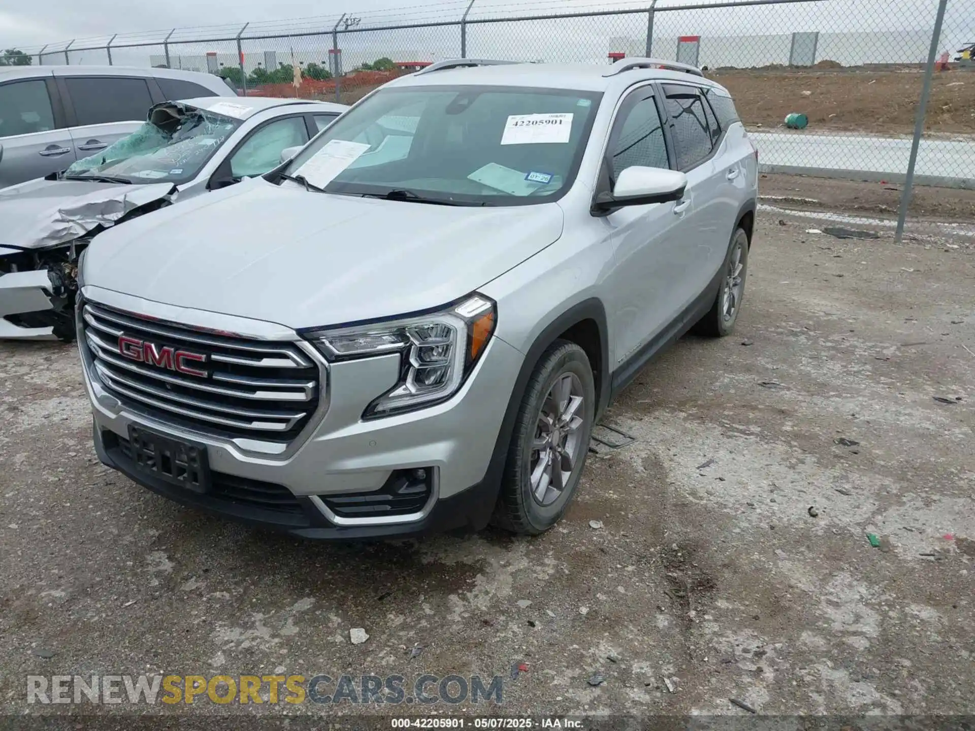 2 Photograph of a damaged car 3GKALPEV6NL271507 GMC TERRAIN 2022
