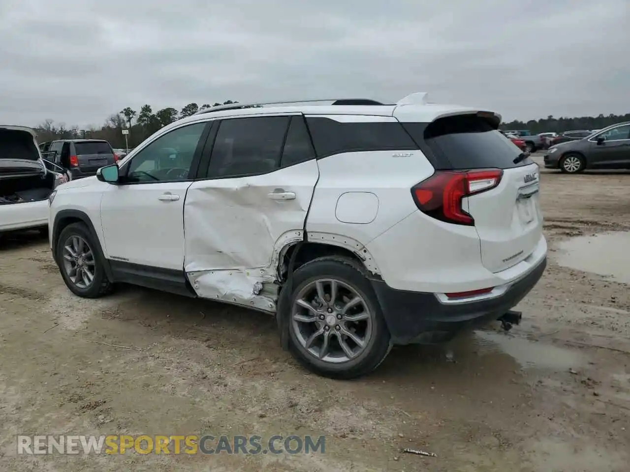 2 Photograph of a damaged car 3GKALPEV7NL171707 GMC TERRAIN 2022