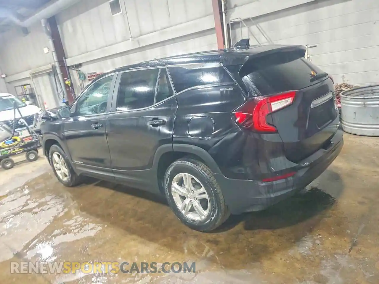 2 Photograph of a damaged car 3GKALTEV1NL176703 GMC TERRAIN 2022