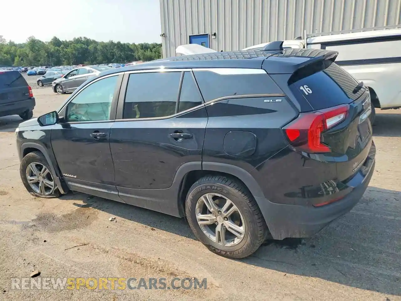 2 Photograph of a damaged car 3GKALTEV1NL177169 GMC TERRAIN 2022