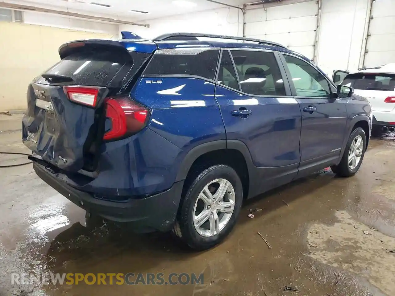 3 Photograph of a damaged car 3GKALTEV2NL185233 GMC TERRAIN 2022