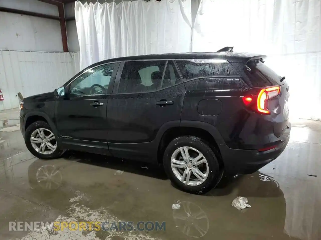 2 Photograph of a damaged car 3GKALTEV4NL176548 GMC TERRAIN 2022