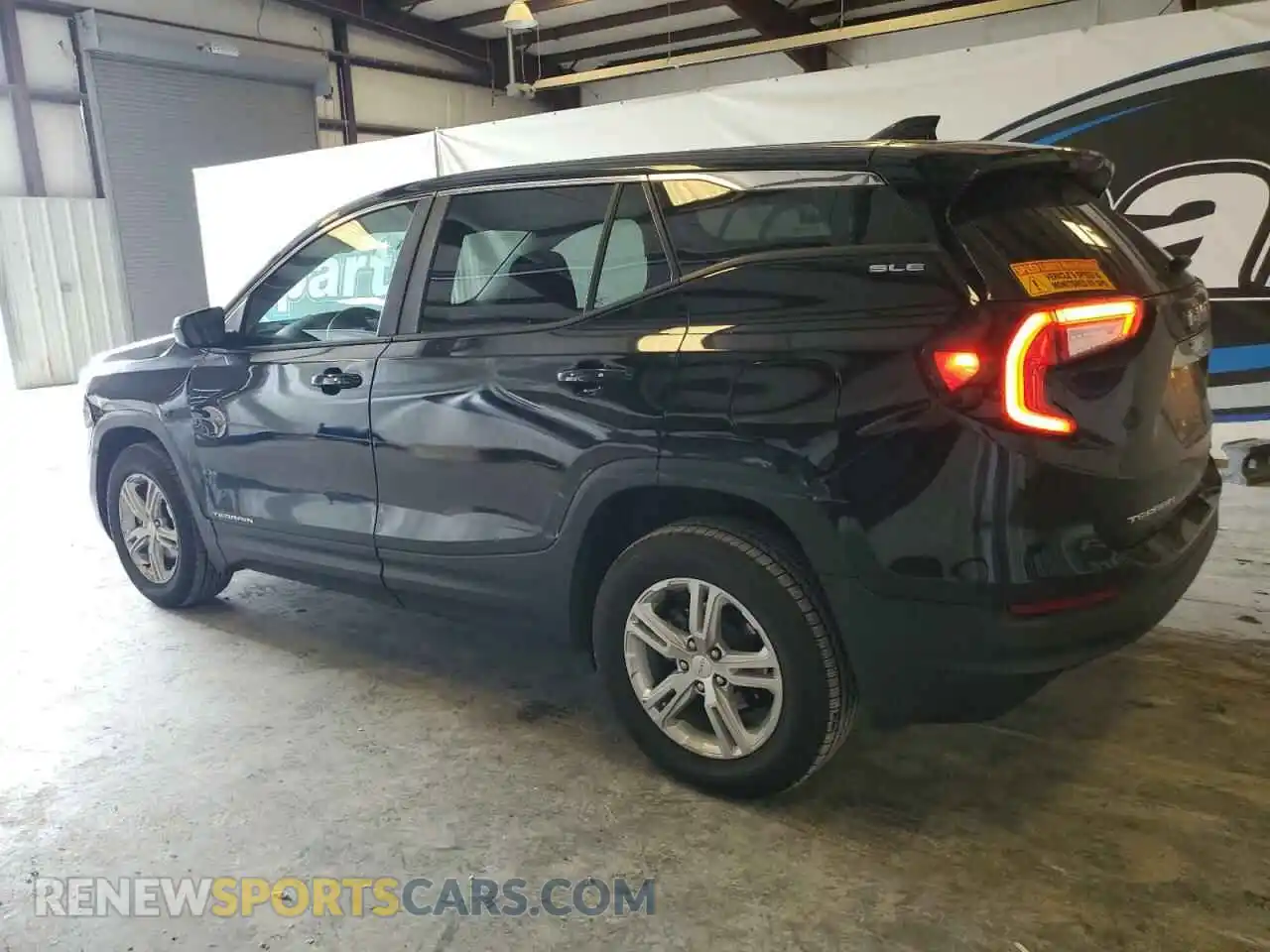 2 Photograph of a damaged car 3GKALTEV7NL149666 GMC TERRAIN 2022