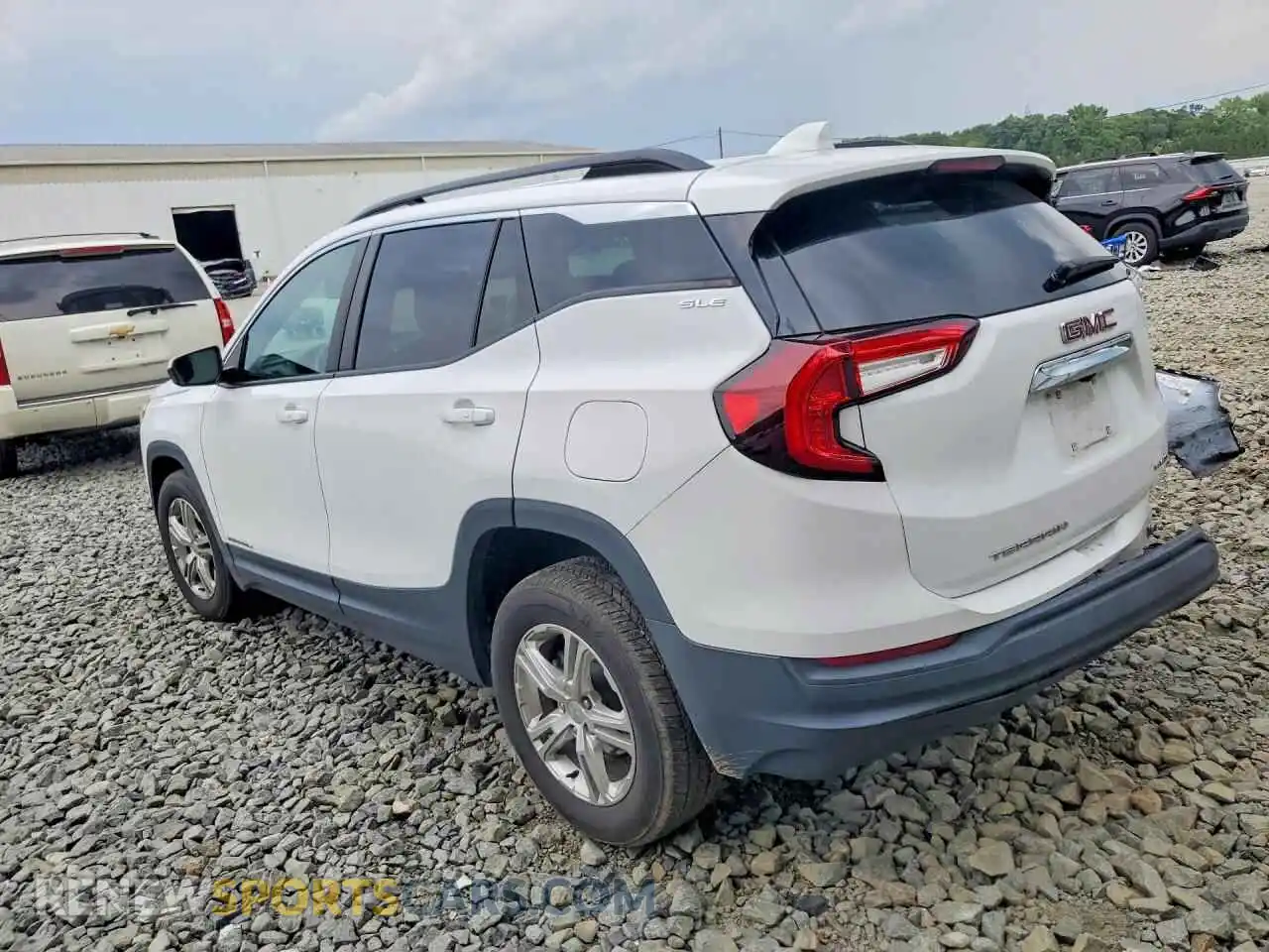 2 Photograph of a damaged car 3GKALTEVXNL291641 GMC TERRAIN 2022