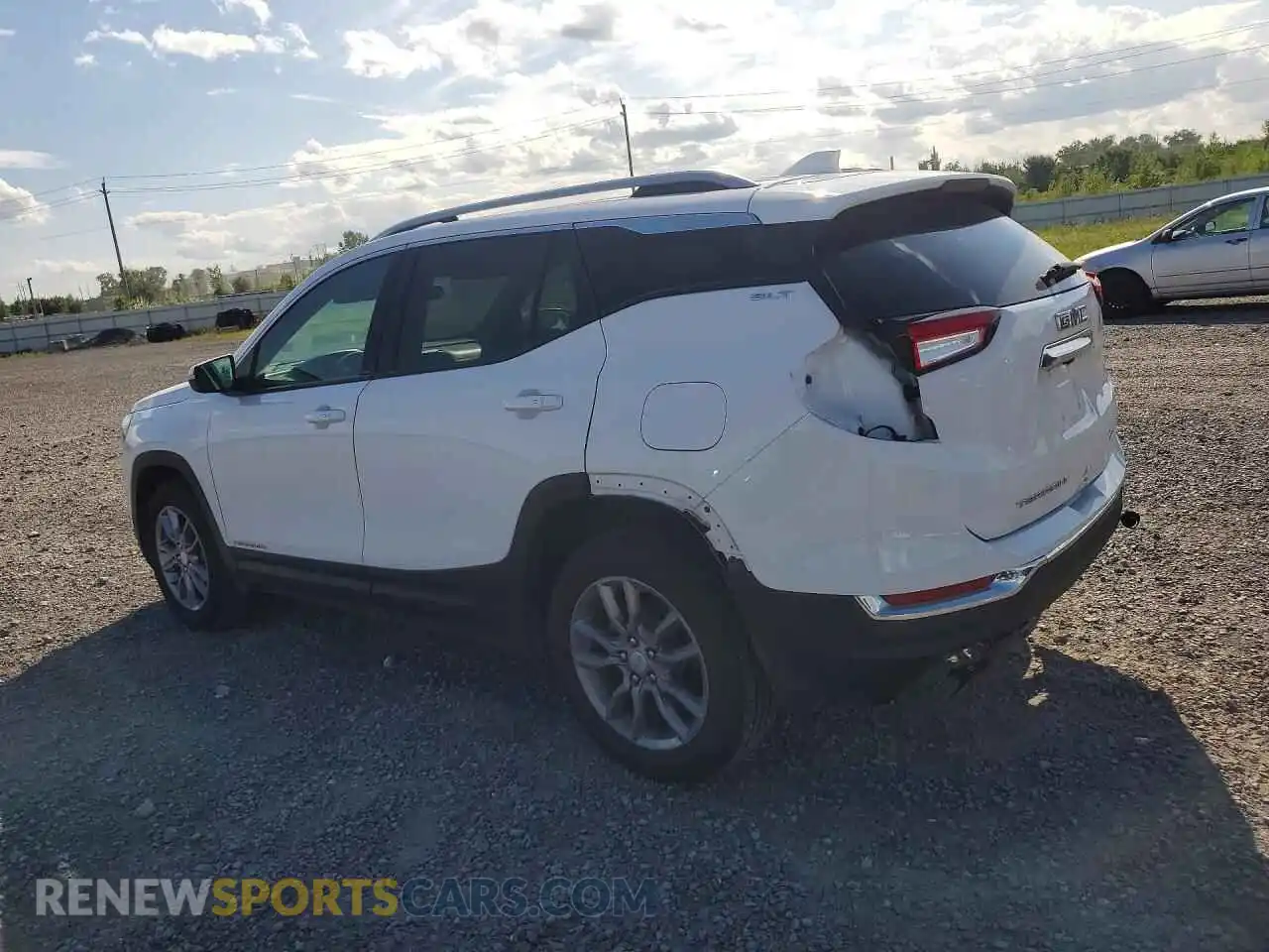 2 Photograph of a damaged car 3GKALVEV0NL124510 GMC TERRAIN 2022