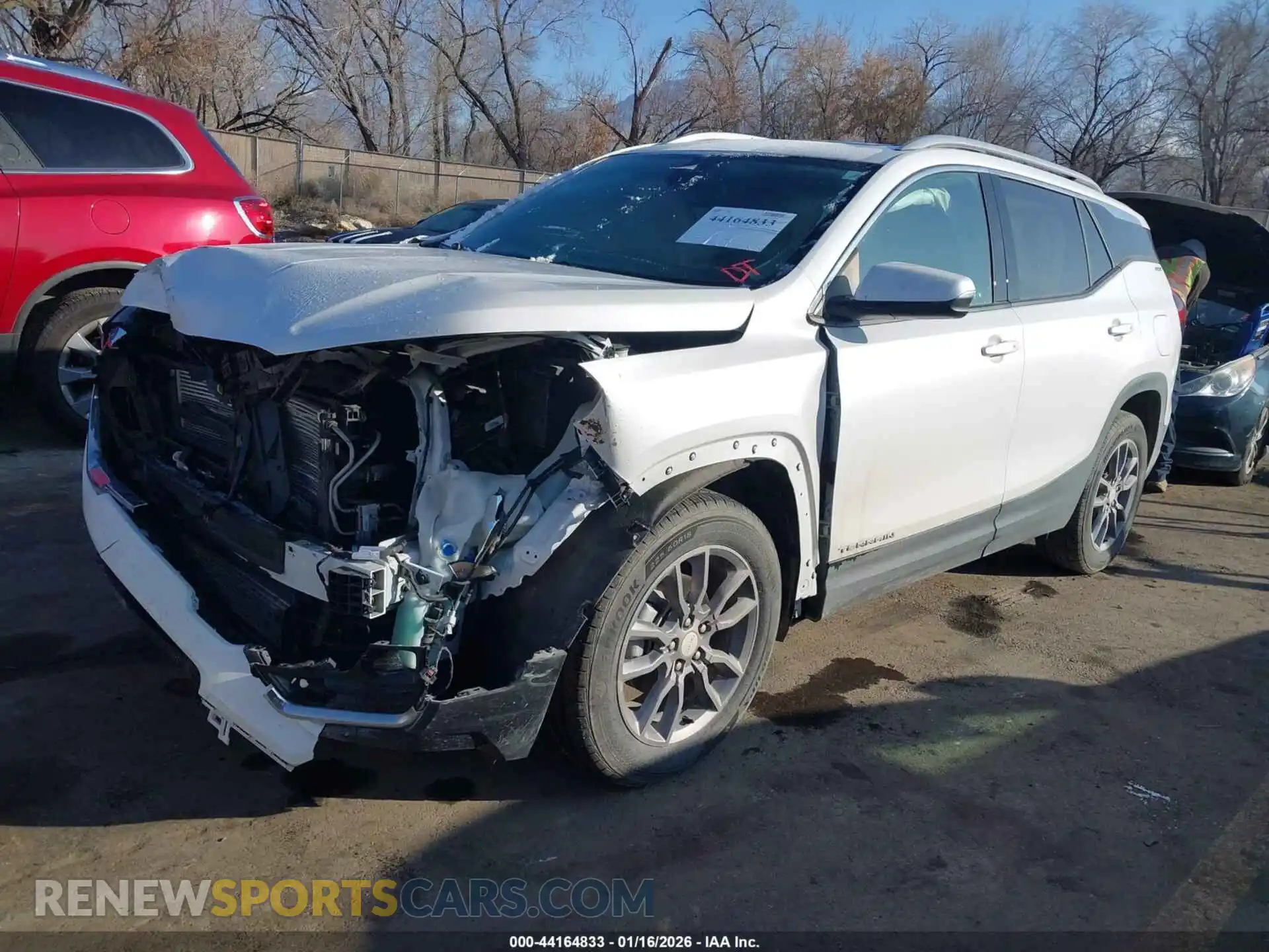 2 Photograph of a damaged car 3GKALVEV0NL296214 GMC TERRAIN 2022