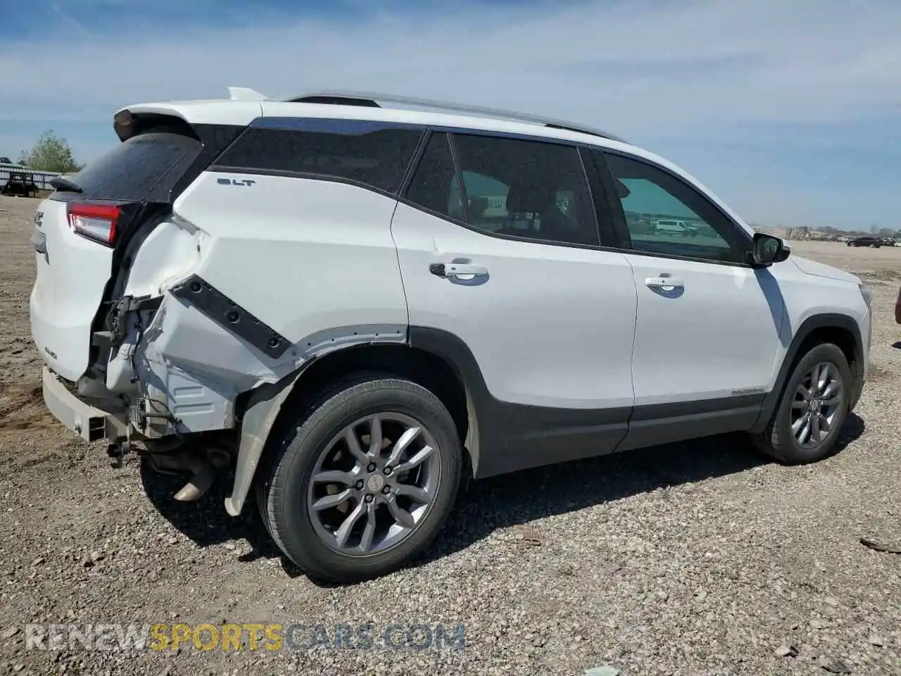 3 Photograph of a damaged car 3GKALVEV1NL185087 GMC TERRAIN 2022