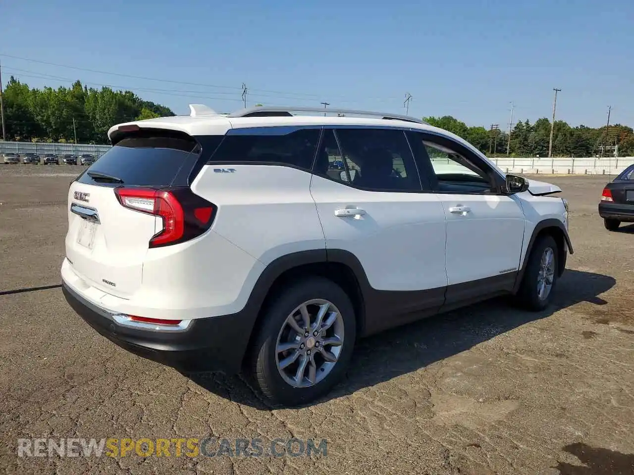 3 Photograph of a damaged car 3GKALVEV2NL162398 GMC TERRAIN 2022