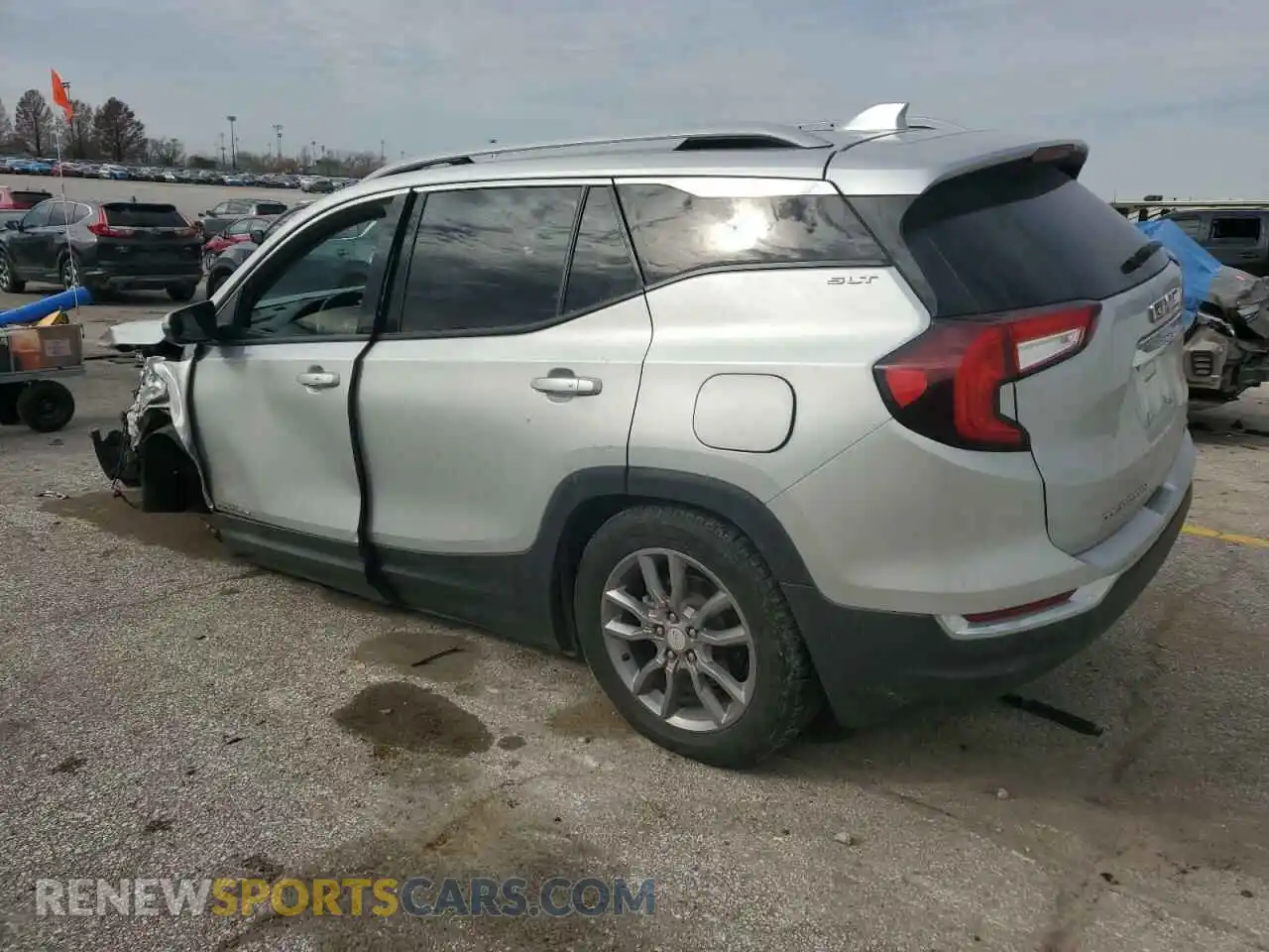 2 fotografías del automóvil dañado 3GKALVEV3NL102226 GMC TERRAIN 2022