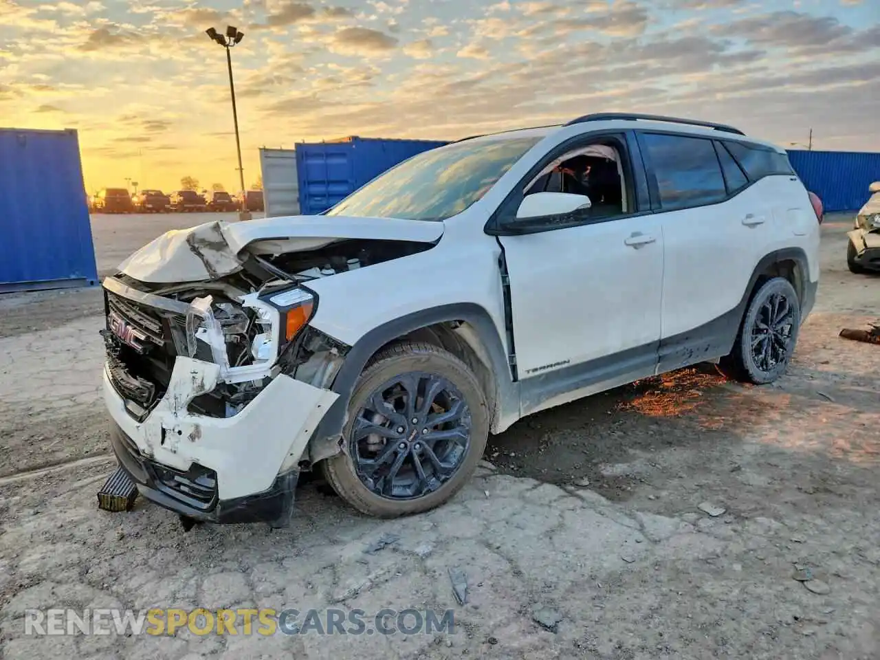 1 Photograph of a damaged car 3GKALVEV3NL252806 GMC TERRAIN 2022