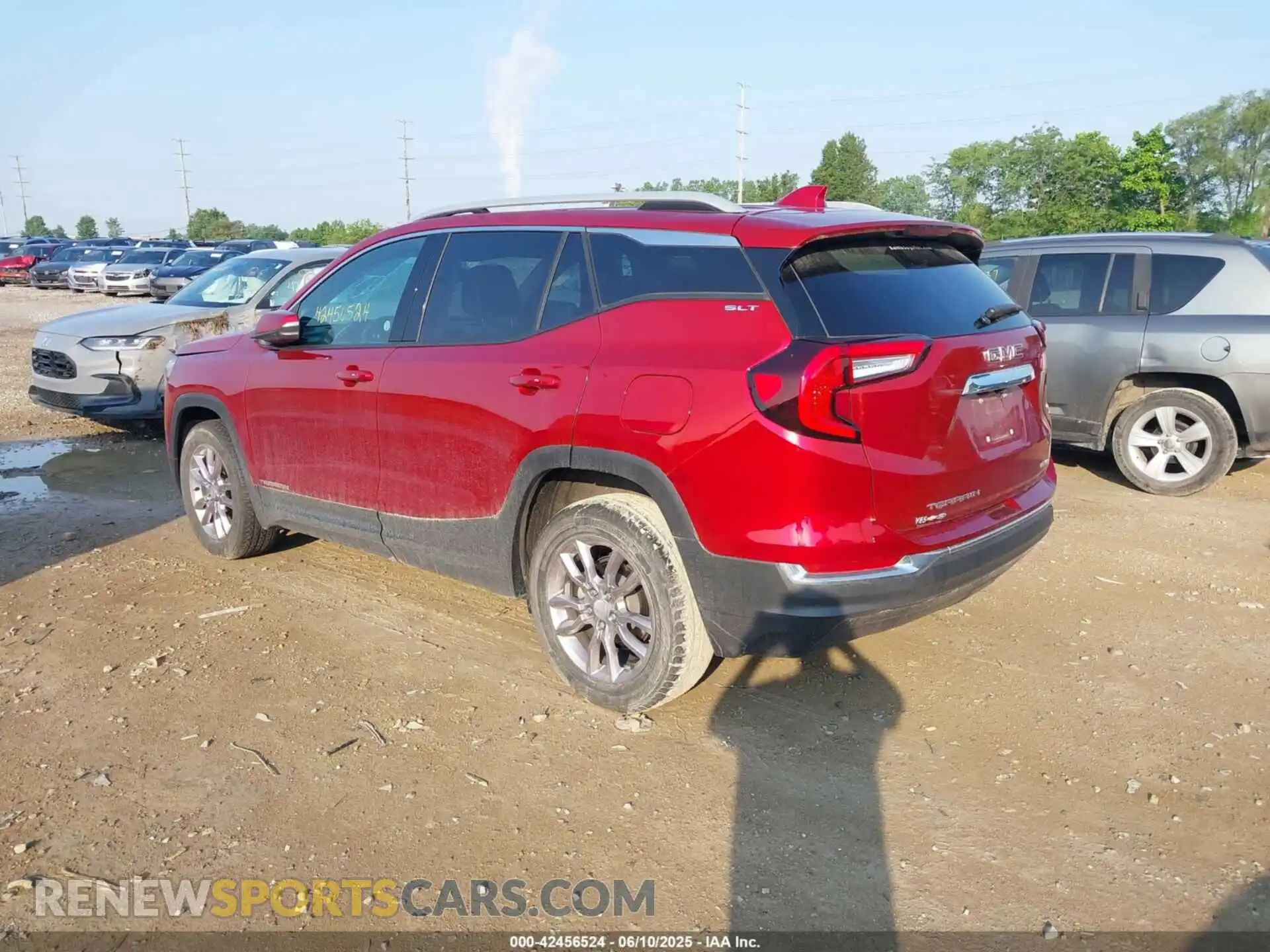 3 Photograph of a damaged car 3GKALVEV4NL105541 GMC TERRAIN 2022