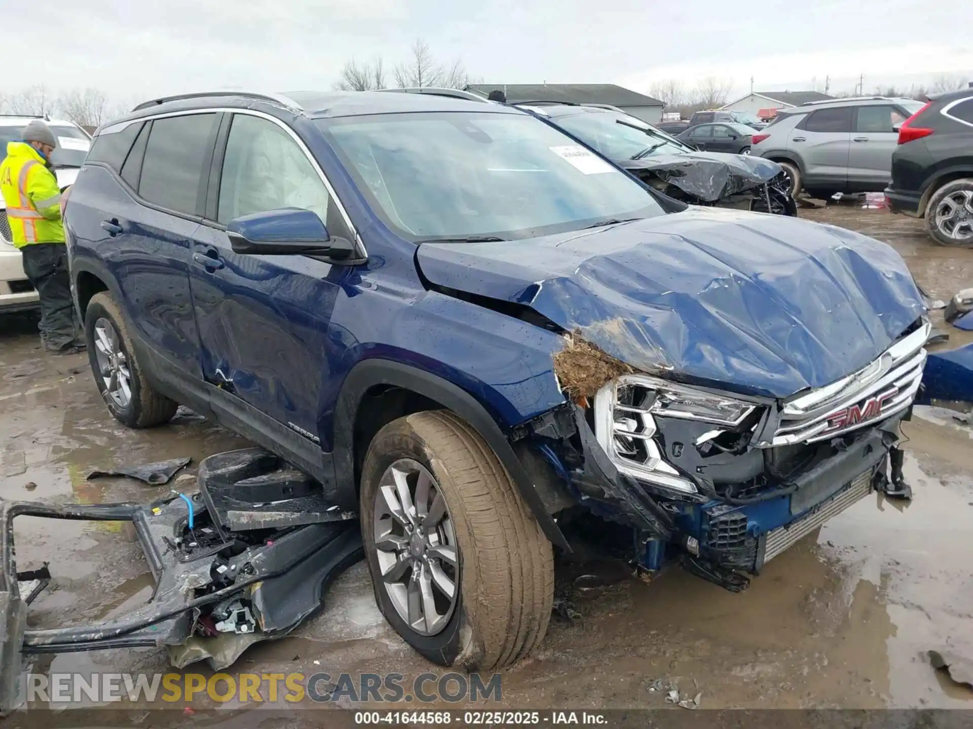1 Photograph of a damaged car 3GKALVEV4NL167229 GMC TERRAIN 2022