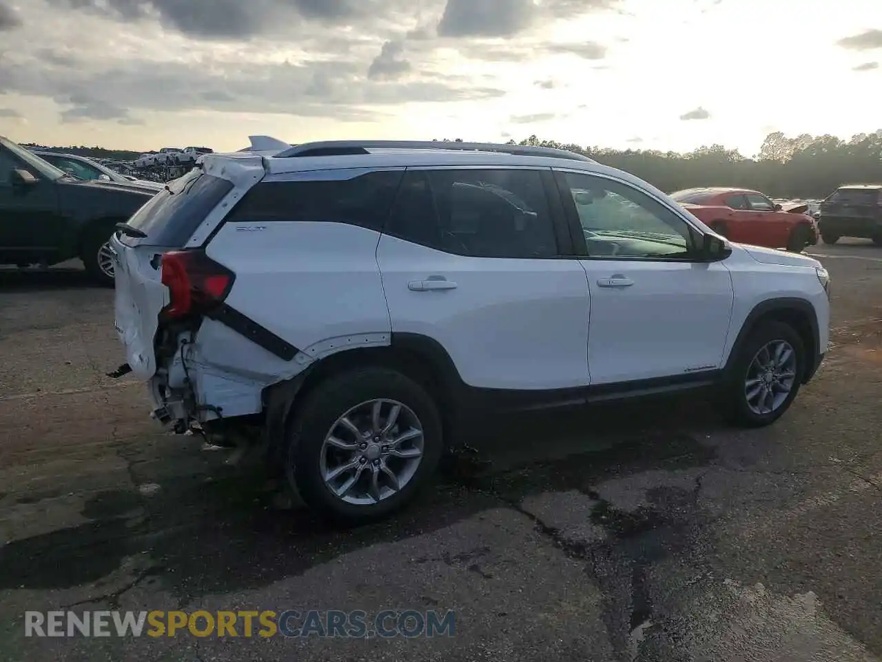3 Photograph of a damaged car 3GKALVEV6NL164588 GMC TERRAIN 2022