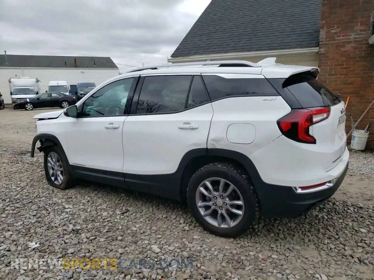 2 Photograph of a damaged car 3GKALVEV8NL121693 GMC TERRAIN 2022